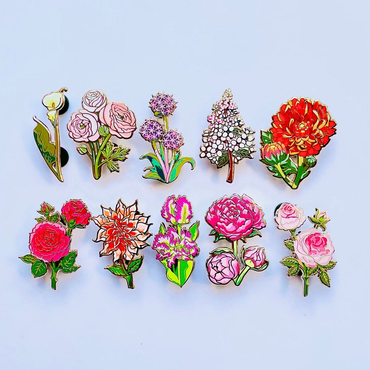 Red Rose Enamel pin gift, Flower lapel pin, valentines Badge Brooch, romantic, Gift for her, June birth flower