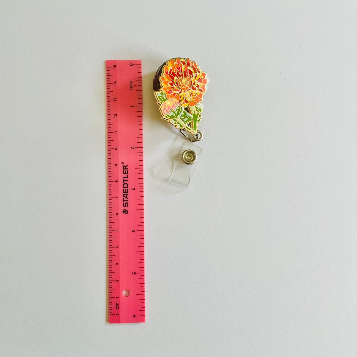Valeria Chrysanthemum Flower Enamel retractable Badge Reel, Secret Santa gift, Gift under 20, Teacher gift, Nurse gift, Floral flower Gift