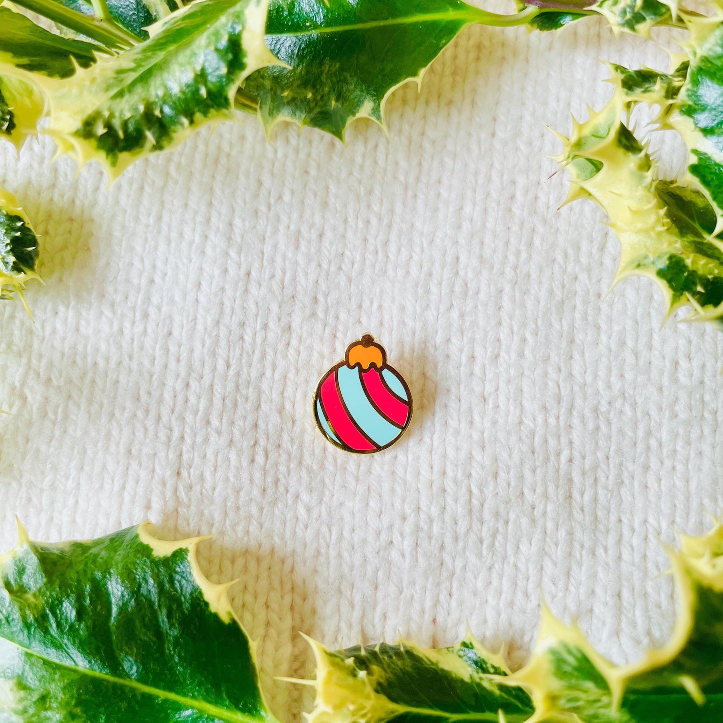 Red and blue striped gold hard enamel pin badge