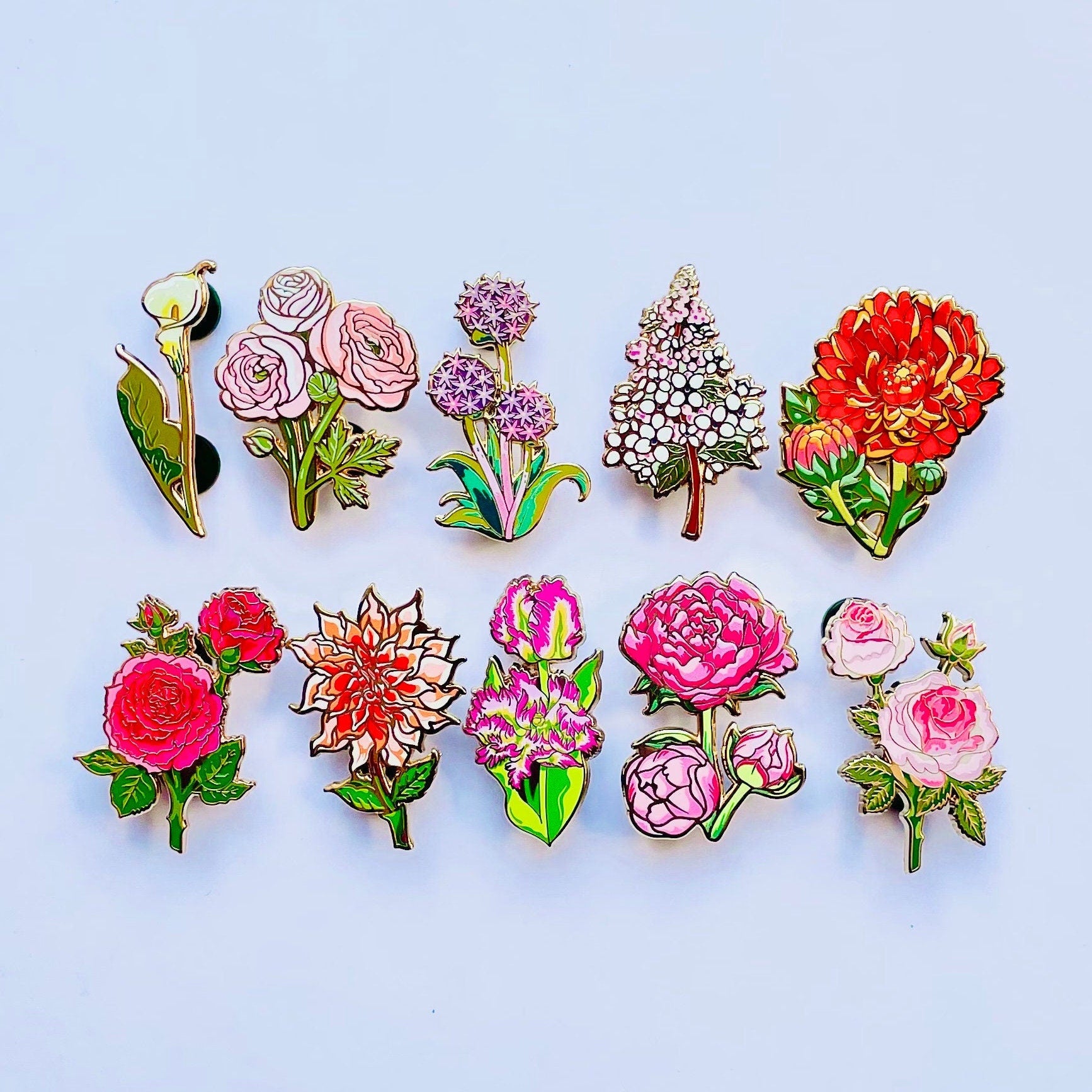 Sea Turtle Enamel pin gift badge, sea witch marine gift, nature, gift for her, gift under 20, sea creatures, lunar, cosmic