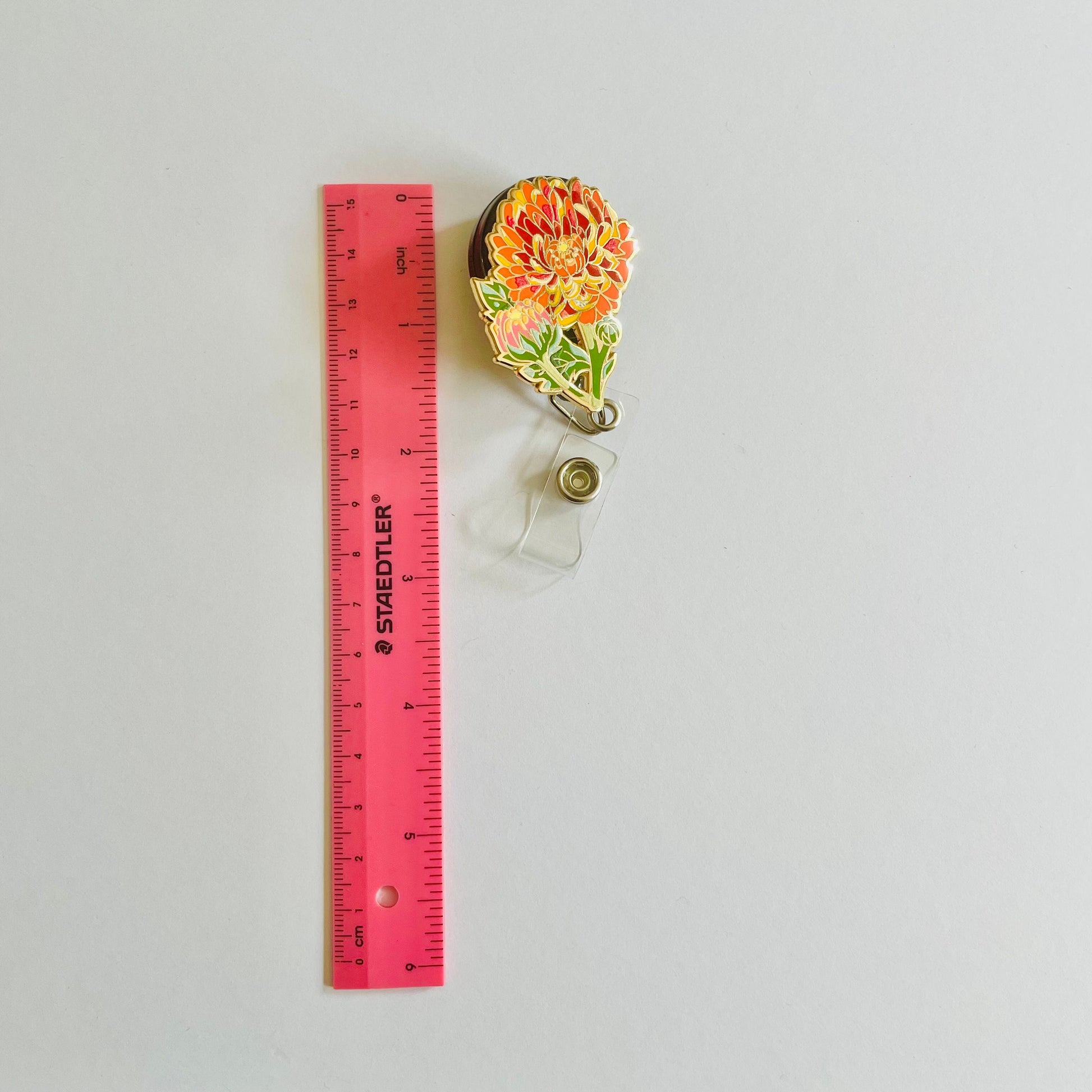 Valeria Chrysanthemum Flower Enamel retractable Badge Reel, Secret Santa gift, Gift under 20, Teacher gift, Nurse gift, Floral flower Gift