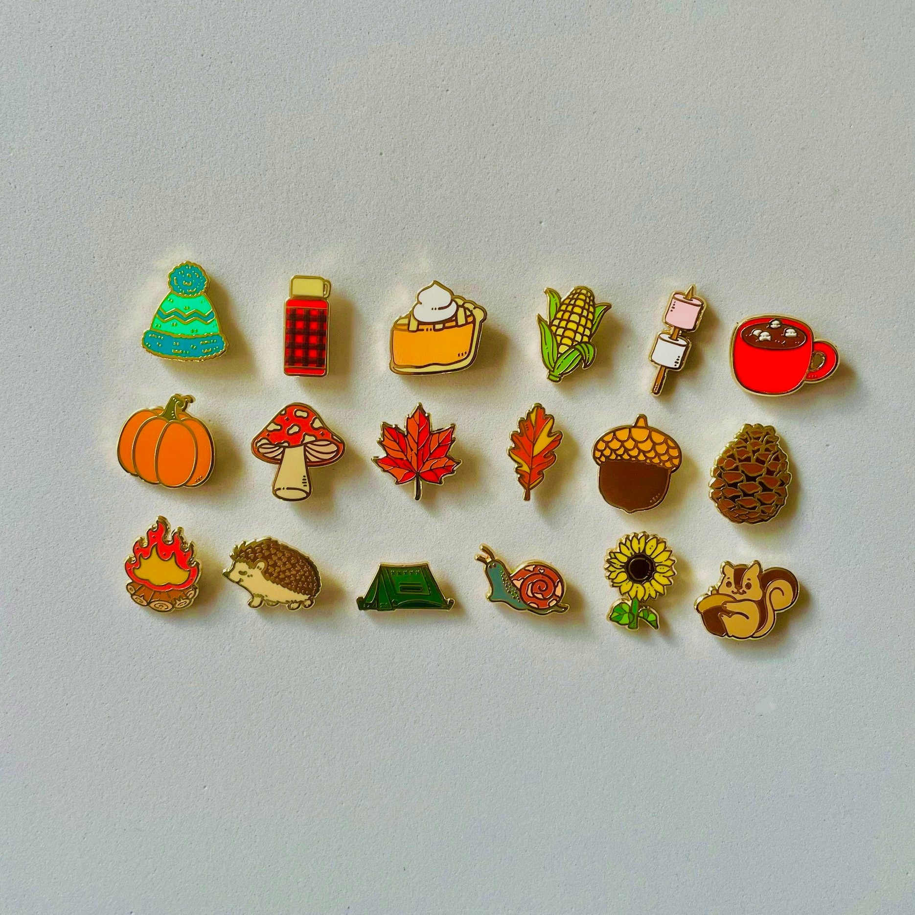 Autumn Fall oak leaf mini enamel pin, Harvest Thanksgiving Halloween gift, Autumn gift, gift under 15, camping gift, outdoors enthusiast