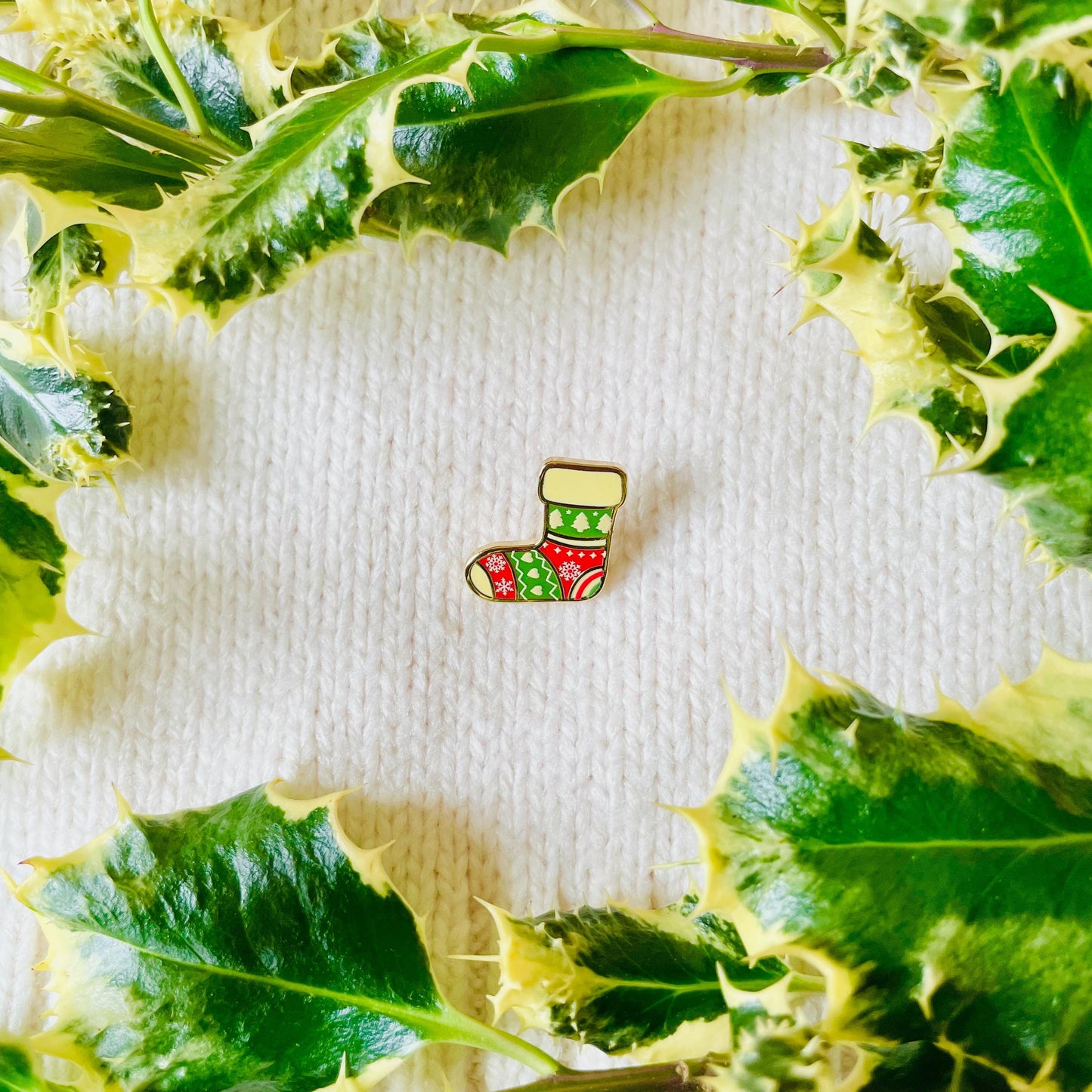 Red and green pattern Christmas stocking gold hard enamel pin