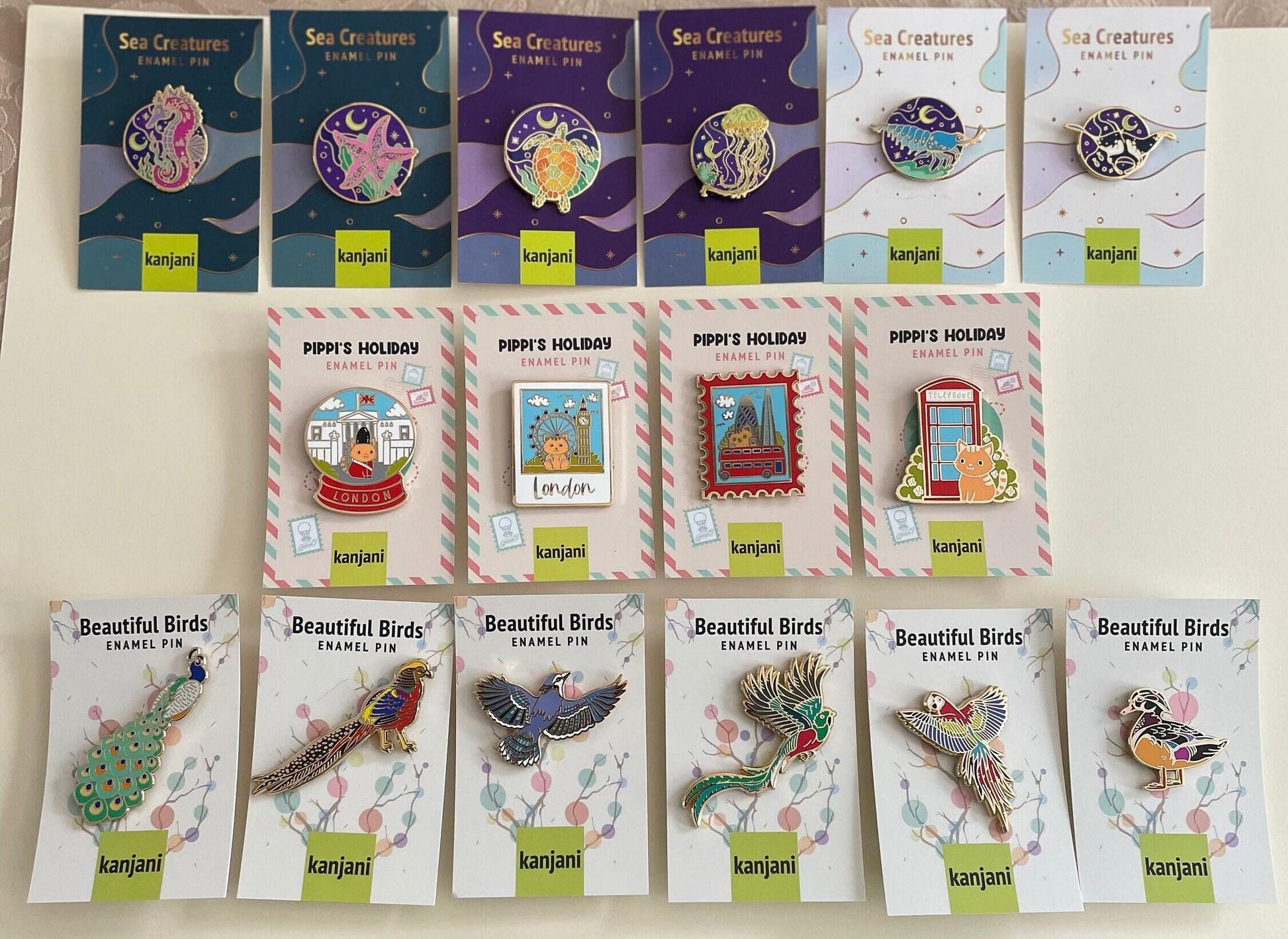 Sea Creatures Enamel pin gift, sea witch marine life lapel pin, Jellyfish, sea turtle, manta ray, blue shrimp, seahorse,