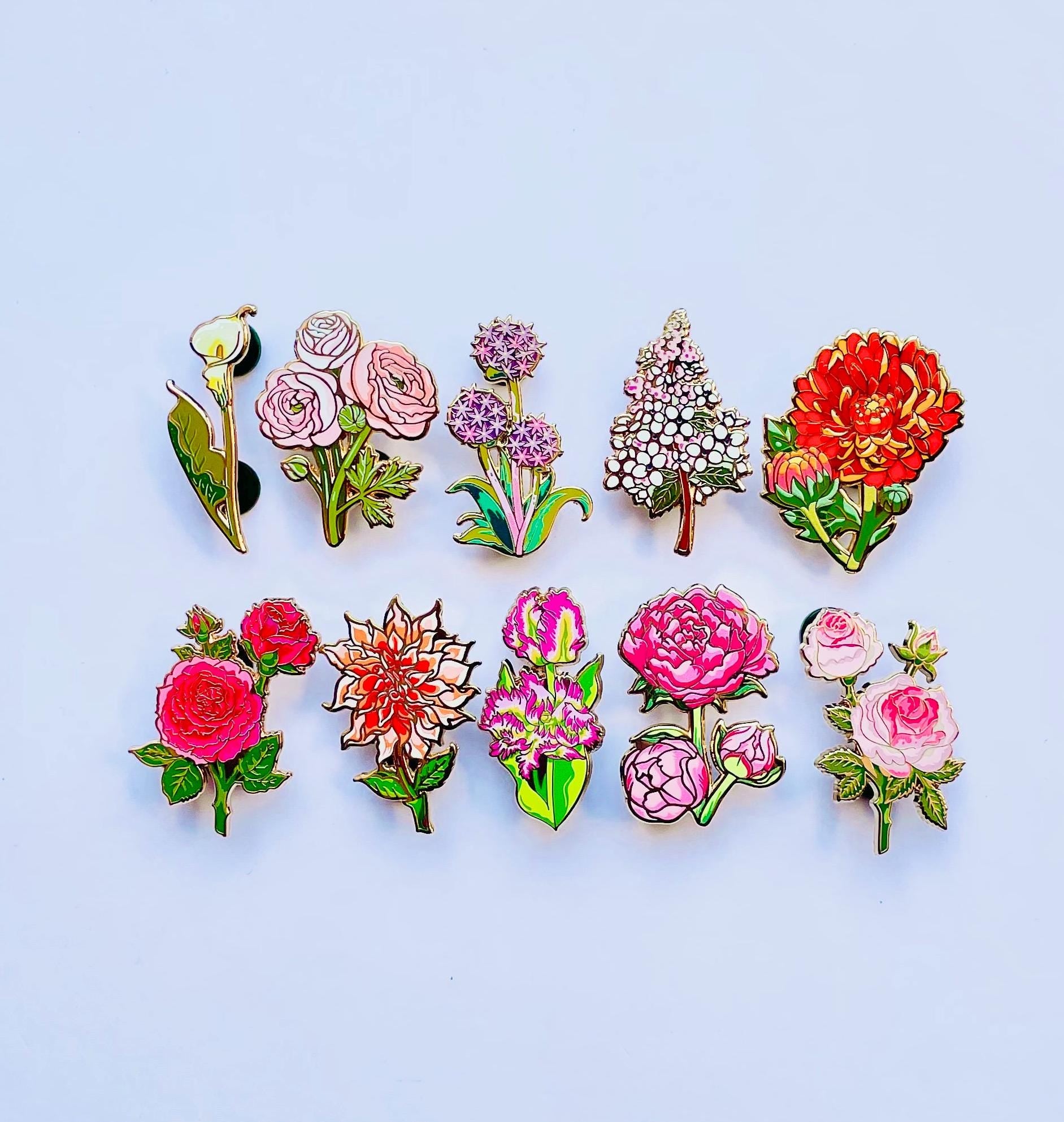 Red heart mini Enamel pin gift, Pink Gold Heart pin, Valentines gift, Galentines, self gift