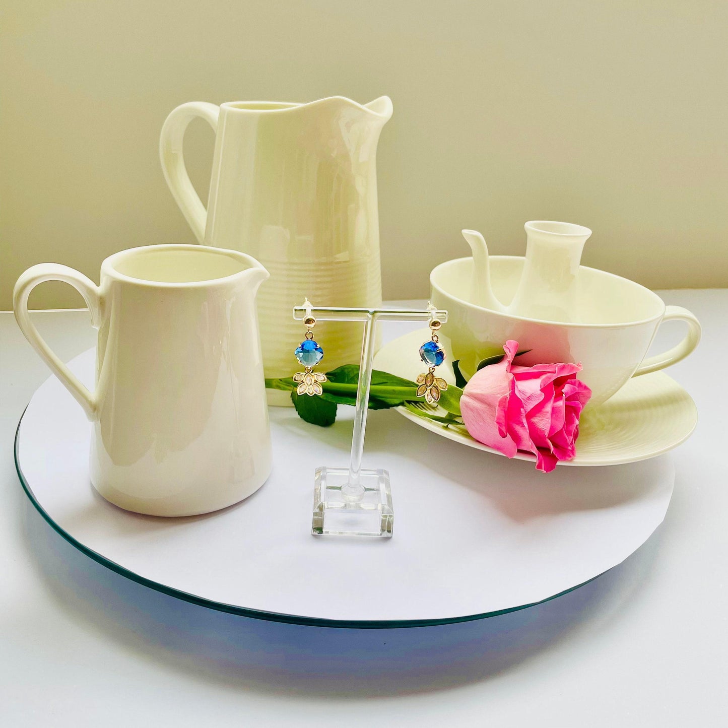 Dangle Earrings: Blue Feather with Cubic Zirconia - Gold Plated, Advent calendar