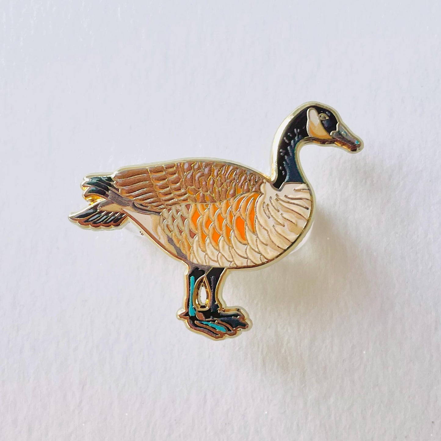Canada goose gold hard Enamel lapel Pin badge
