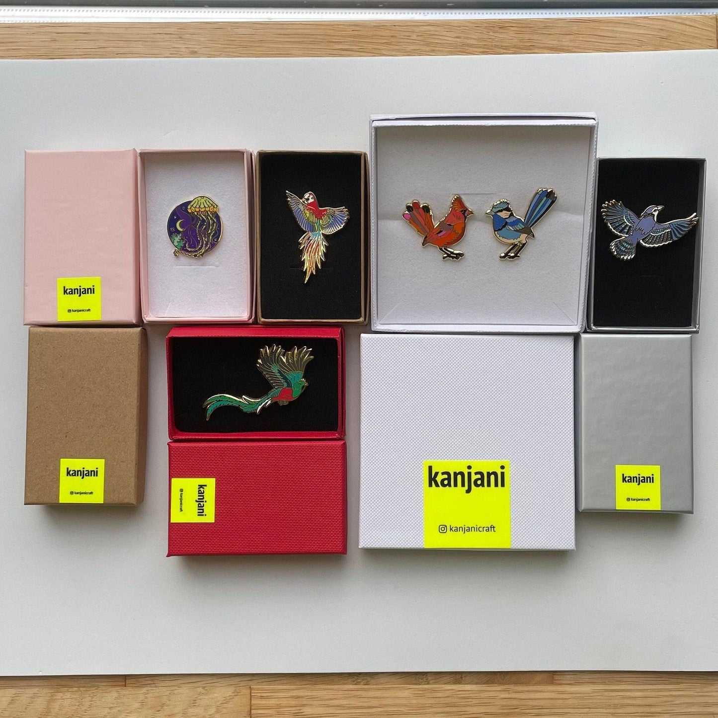 Resplendent Quetzal Pin - Emerald Bird with Gold Clutch, Christmas gift, stocking stuffer, Advent calendar