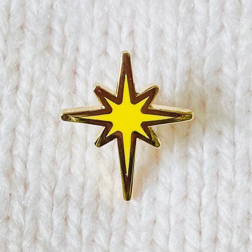 Yellow star of Bethlehem gold hard enamel pin badge