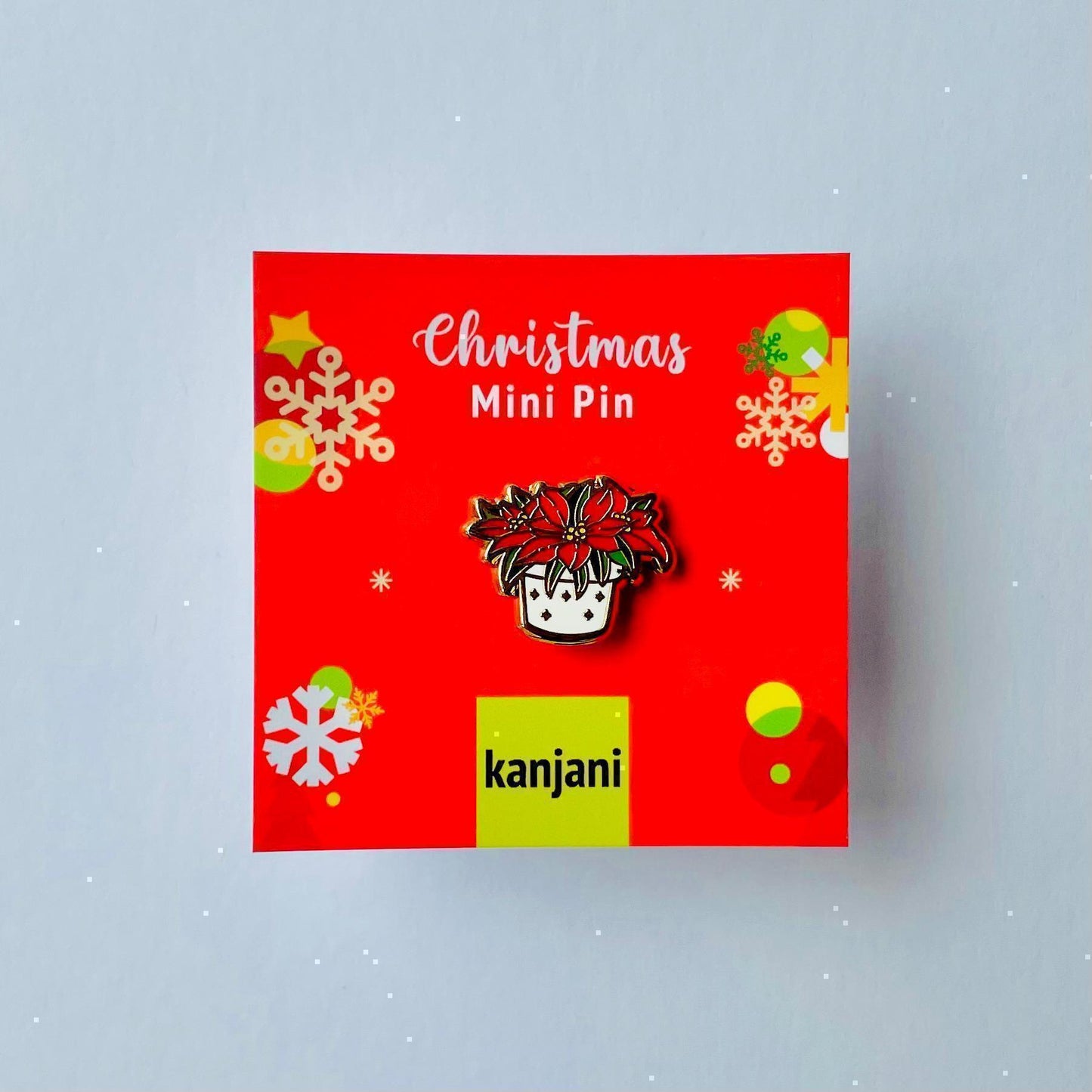 Poinsettia in white plant pot gold hard enamel mini pin badge