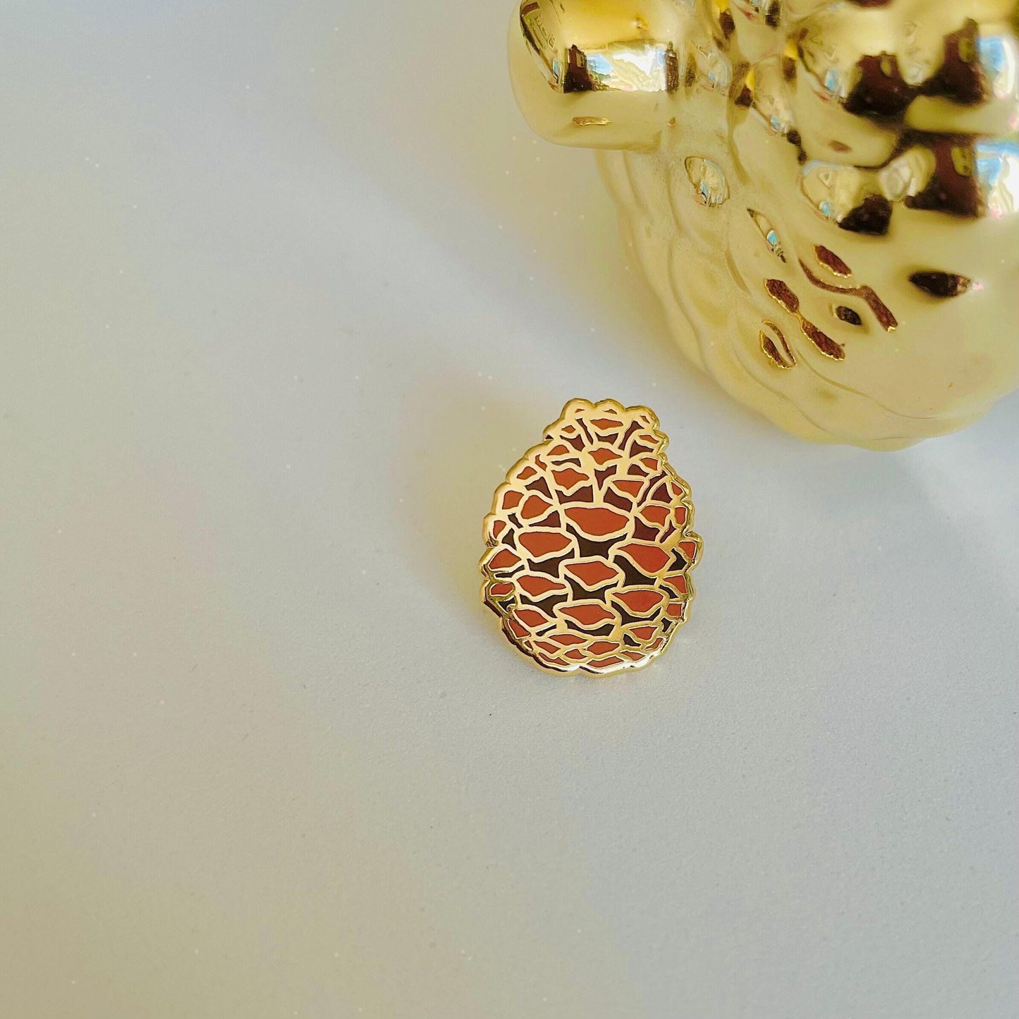 Pine cone gold hard enamel mini pin