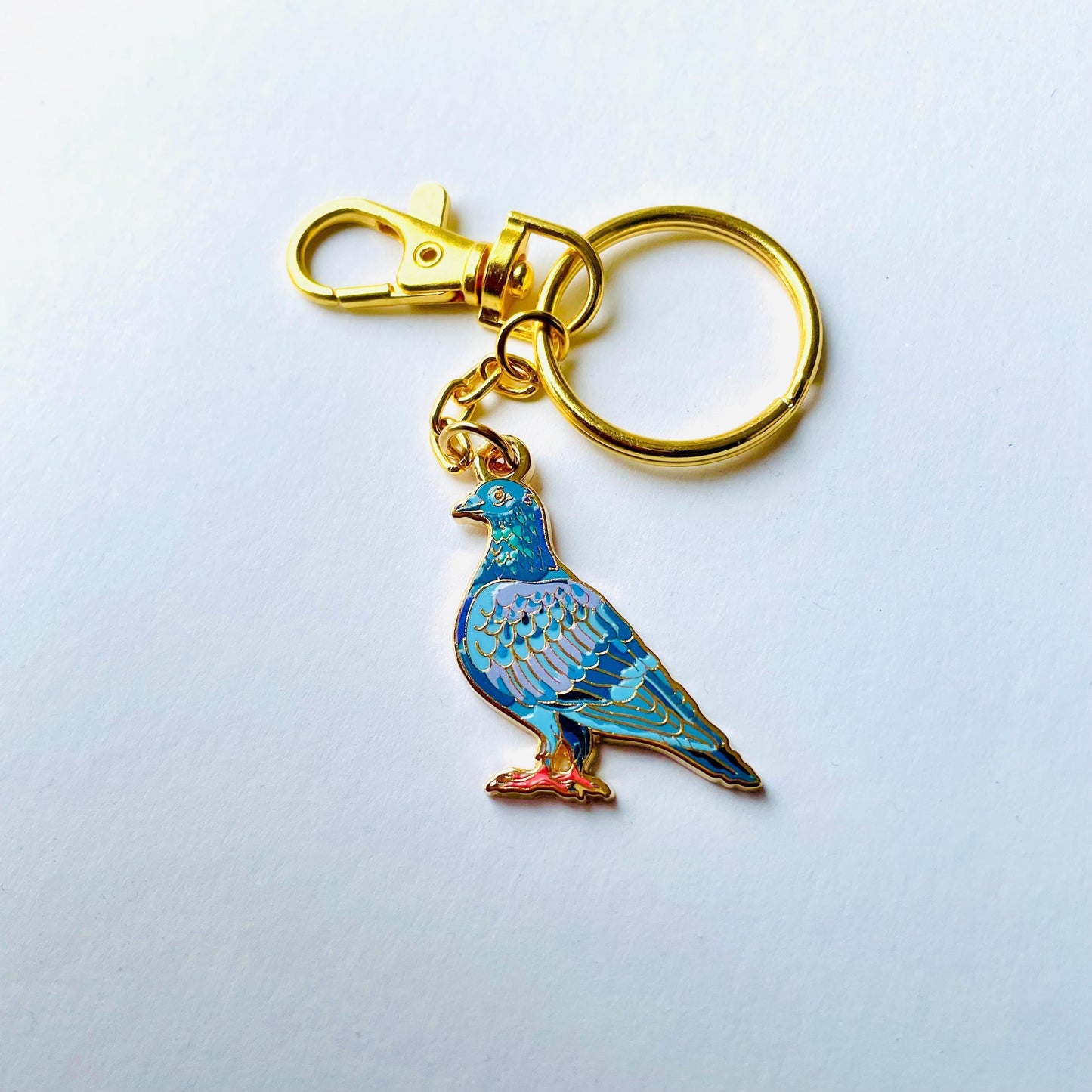 Pigeon Rock Dove gold hard Enamel keychain
