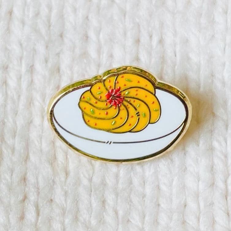 Stuffed deviled egg gold hard enamel mini pin