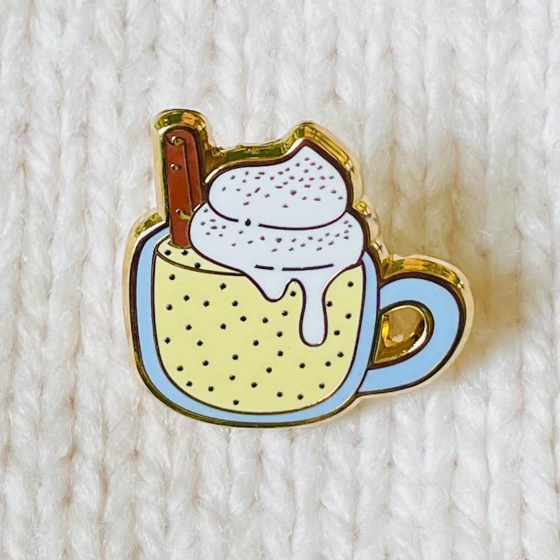 Yellow eggnog with whipped cream gold hard enamel mini pin badge