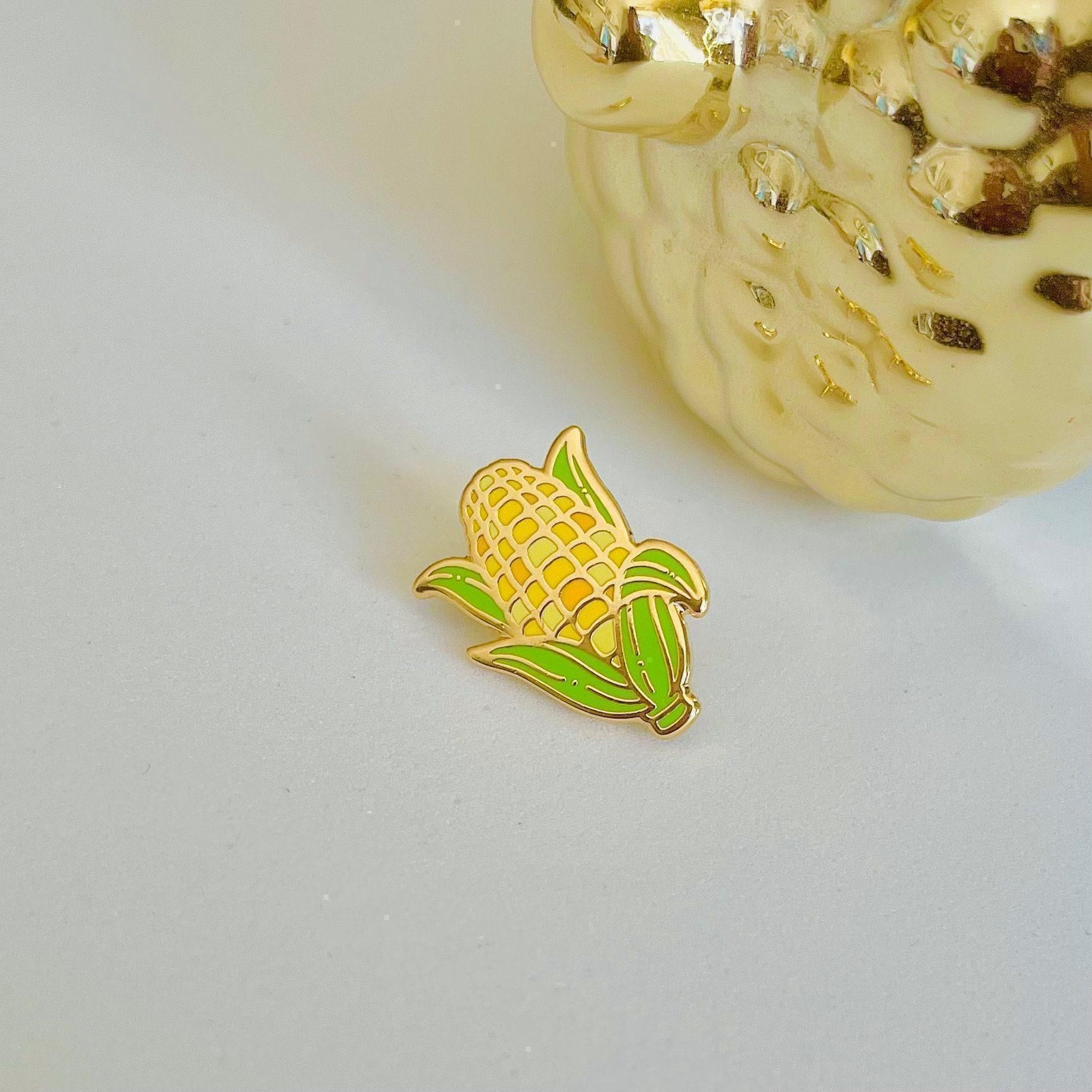 Corn cob gold hard enamel mini pin