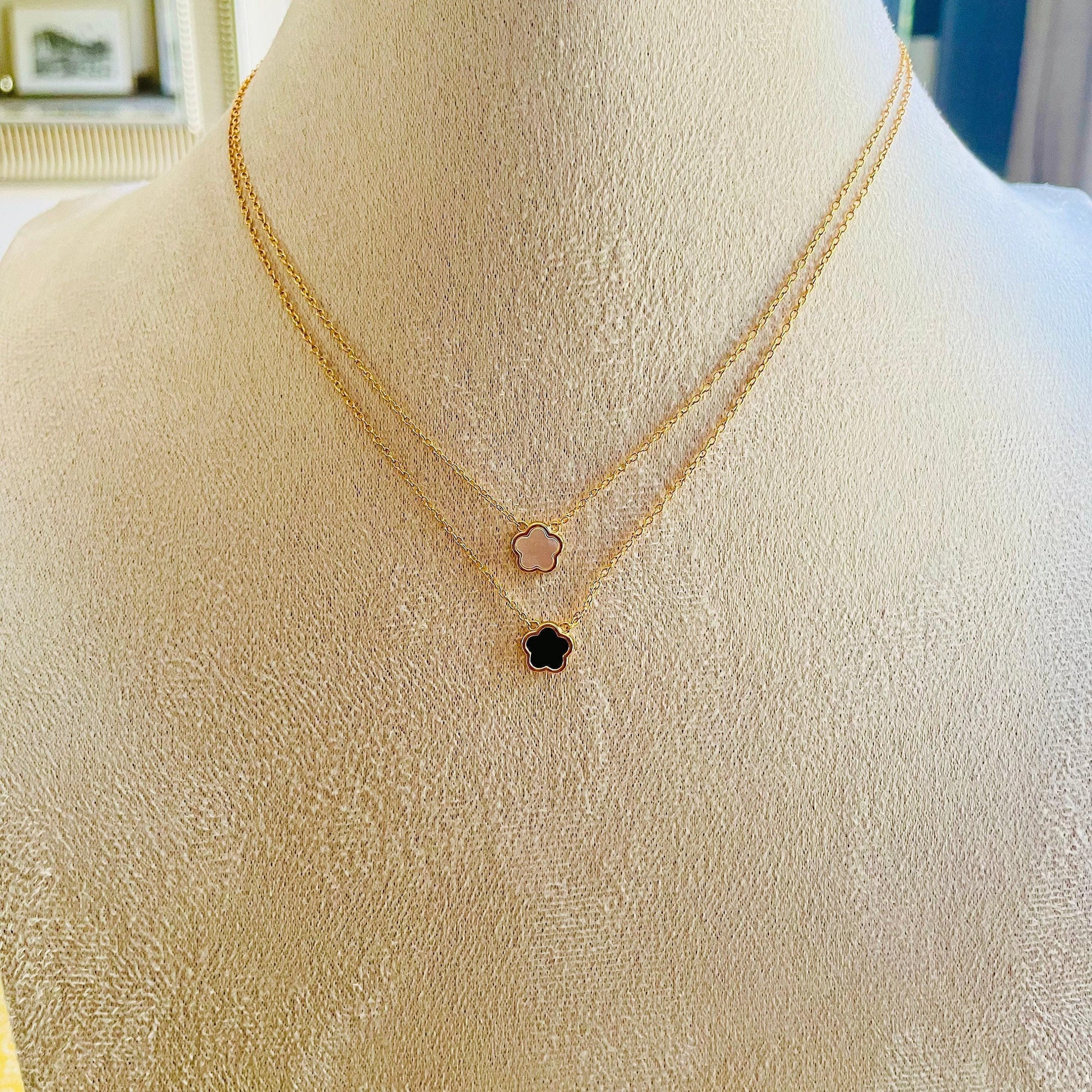 Mother of Pearl Necklace: Dainty Gold Flower Pendant - 925 Sterling Silver, Advent calendar